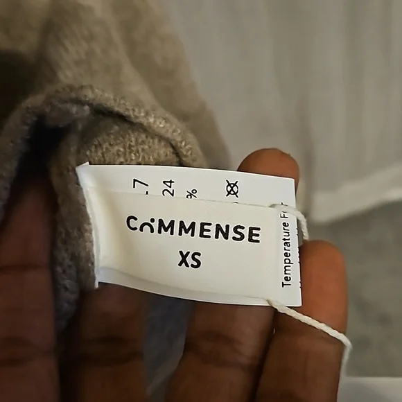 NWTs Commense Sweater Jacket and extra long scarf. - Picture 9 of 12